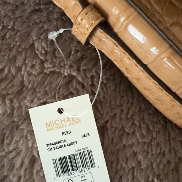 New with tag Michael kors Reed Small Logo and Leather Crossbody Bag - Picture 3 of 5